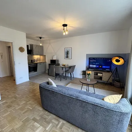 Helle Und Ruhige 1r Lift Stellplatz Tv 아파트 *