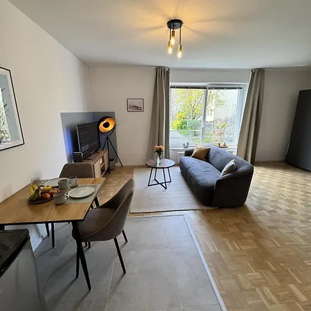 Helle Und Ruhige 1r Lift Stellplatz Tv 아파트 *